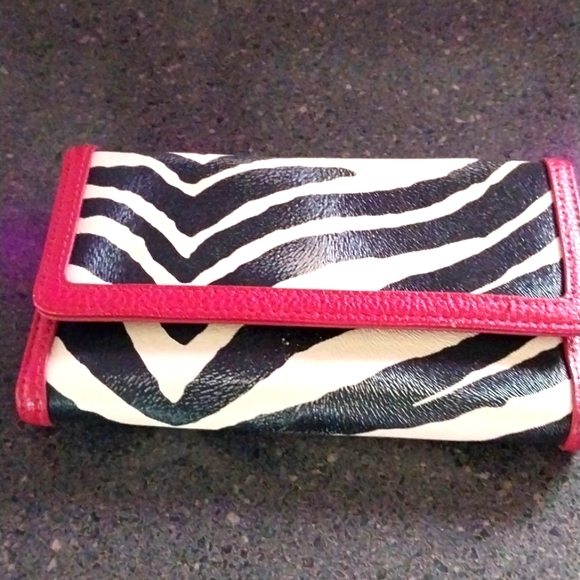 Wallet - Picture 1 of 5